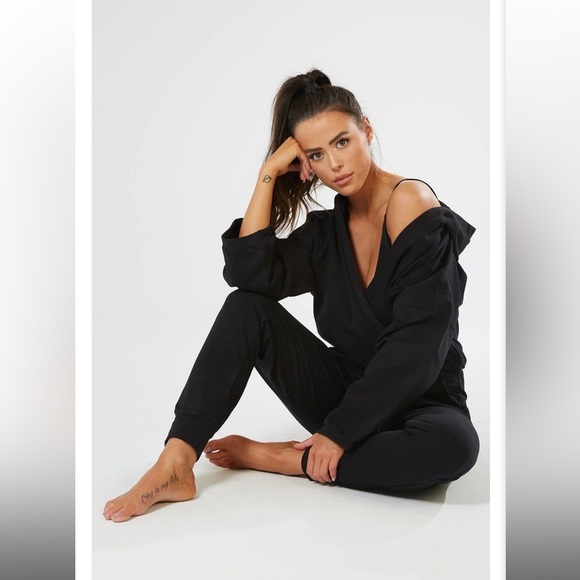 BNWT Namastetics (NAMA) Enlighten Onesie - Picture 1 of 3